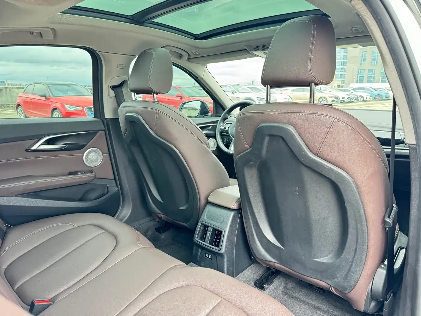 BMW 1 Series 2021 Facelift 120i M Sport Shadow Edition фото 17