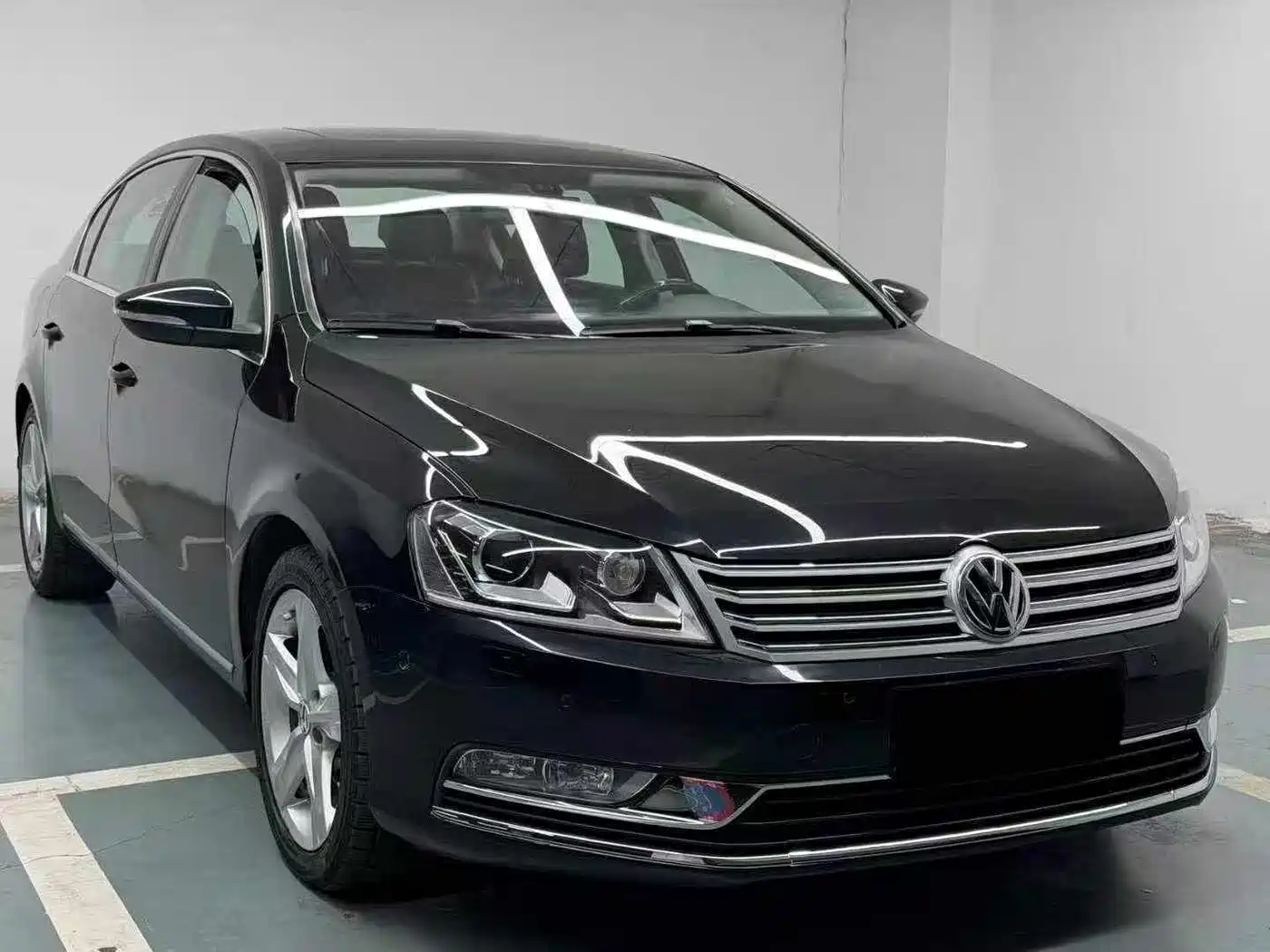 Volkswagen Magotan 2015 Facelift 1.8TSI Premium фото 3