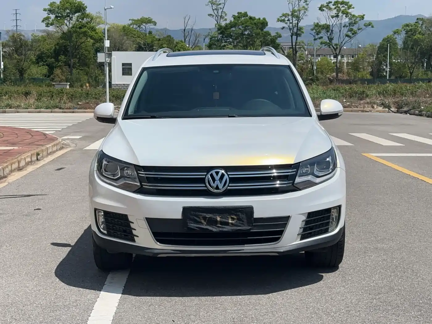 Volkswagen Tiguan 2016 Model 300TSI Automatic 2WD Luxury Edition фото 2