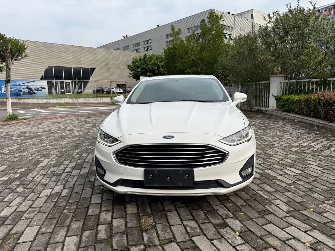 FORD MONDEO