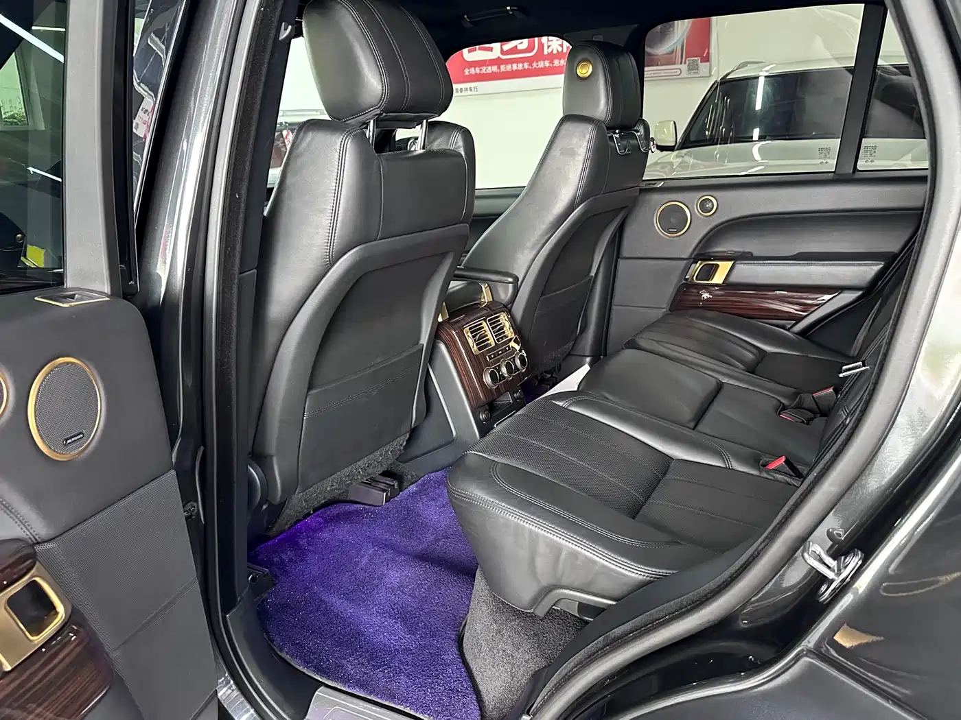Land Rover Range Rover 2015 3.0 SC V6 Vogue фото 9