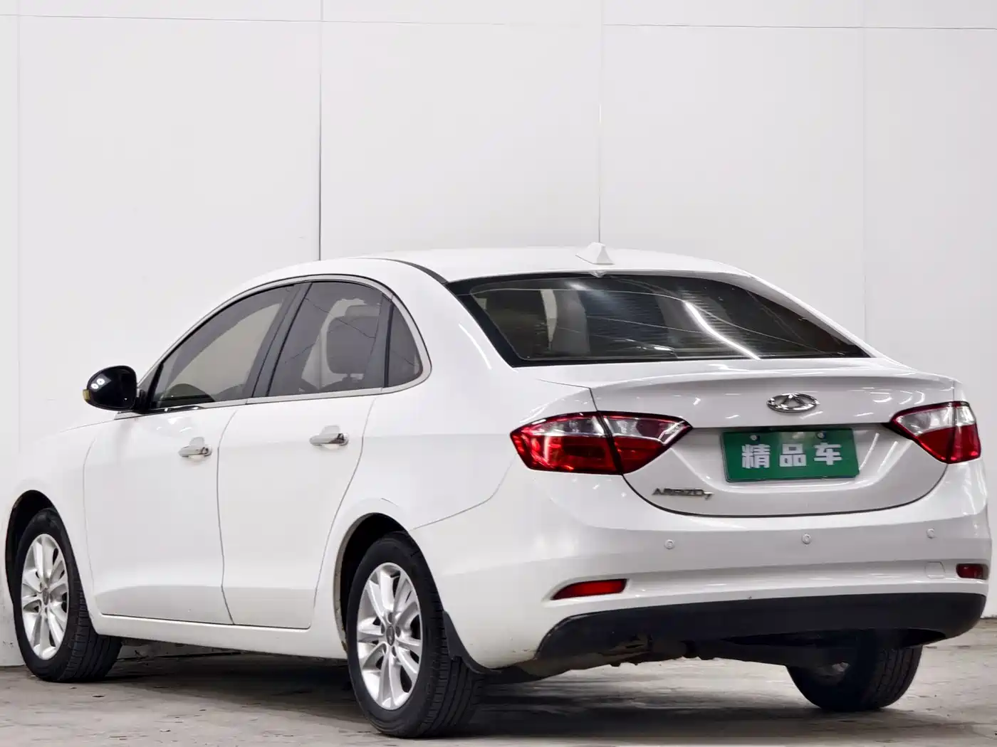 Chery Arrizo 7 2014 2014 1.6L Manual Zhishang Magic Edition