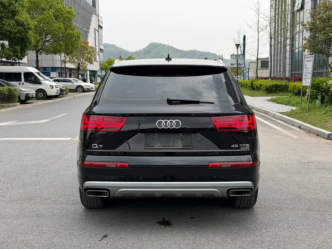 Audi Q7 2018 45 TFSI Technology фото 6