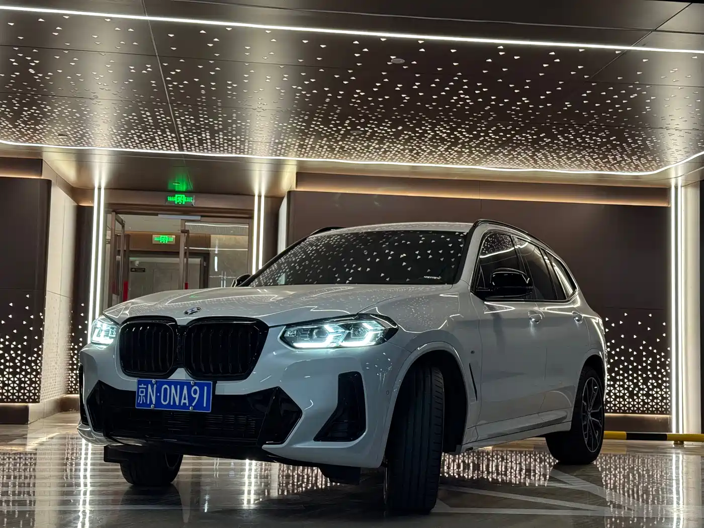 BMW X3 2023 xDrive30i Leading M Night Package