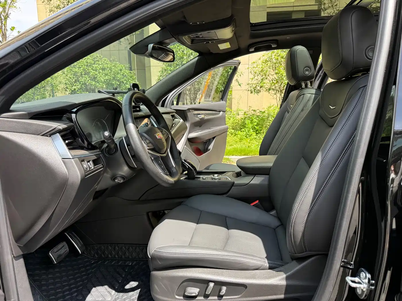Cadillac XT5 2024 2024 2.0T AWD Luxury (Hummingbird Edition)
