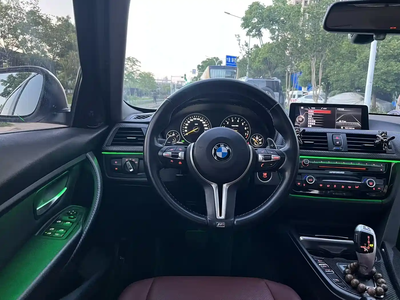 BMW 3 Series 2014 320Li Fashion фото 15