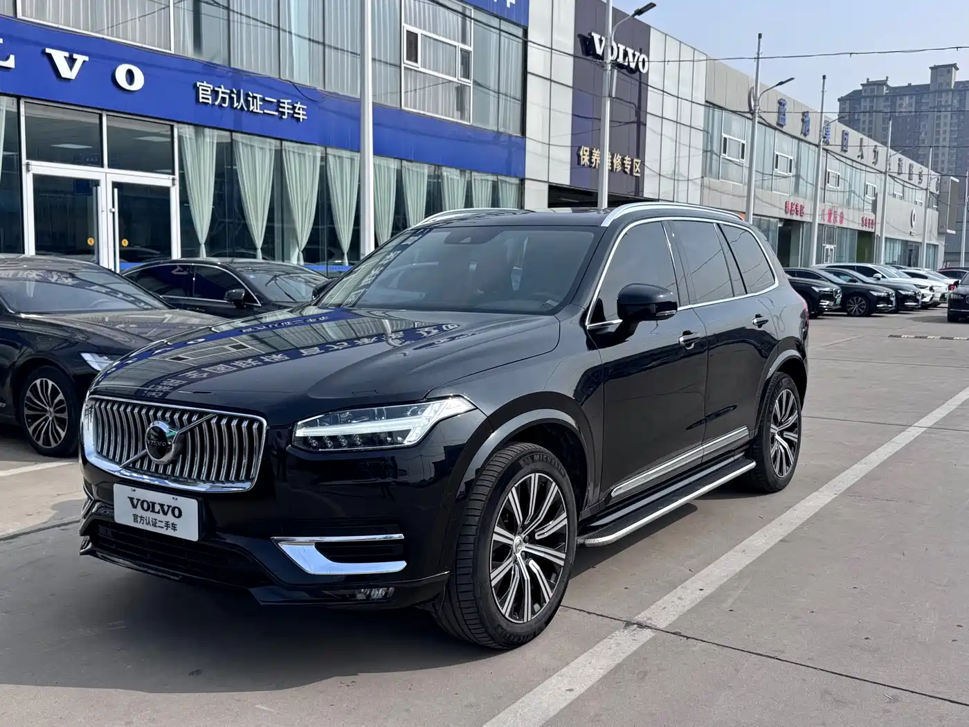 VOLVO XC90