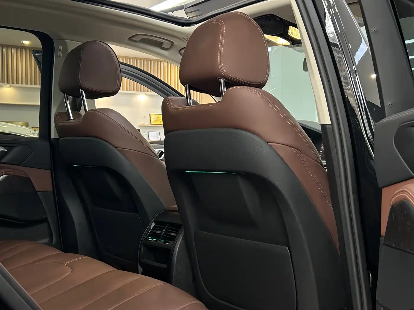 BMW X5 (Import) 2020 xDrive30i M Sport Package фото 14