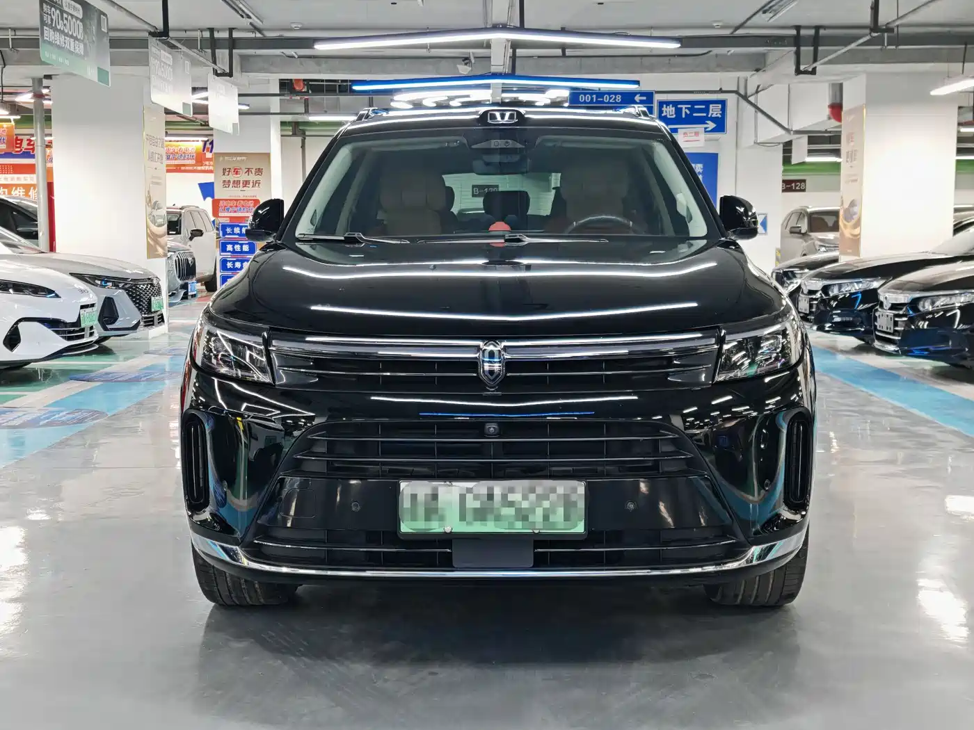 AITO Wenjie AITO M7 2024 1.5T Smart AWD Max Edition 5-Seater фото 2