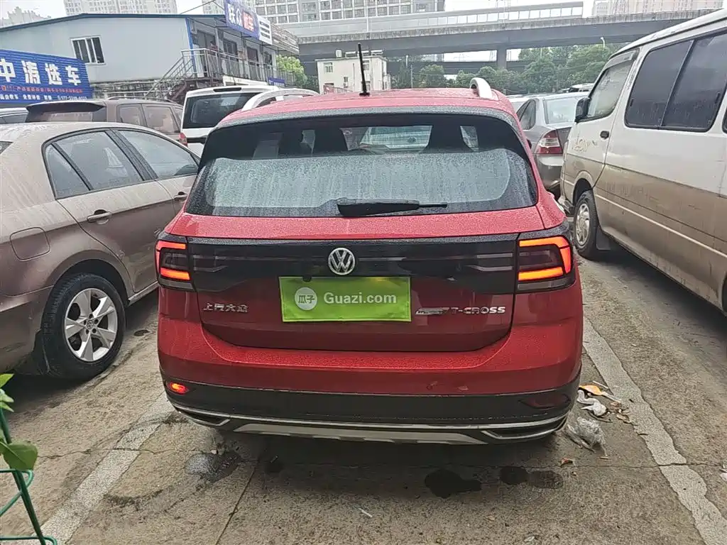 Volkswagen T-Cross 2019 1.5L Automatic Comfort Edition фото 6