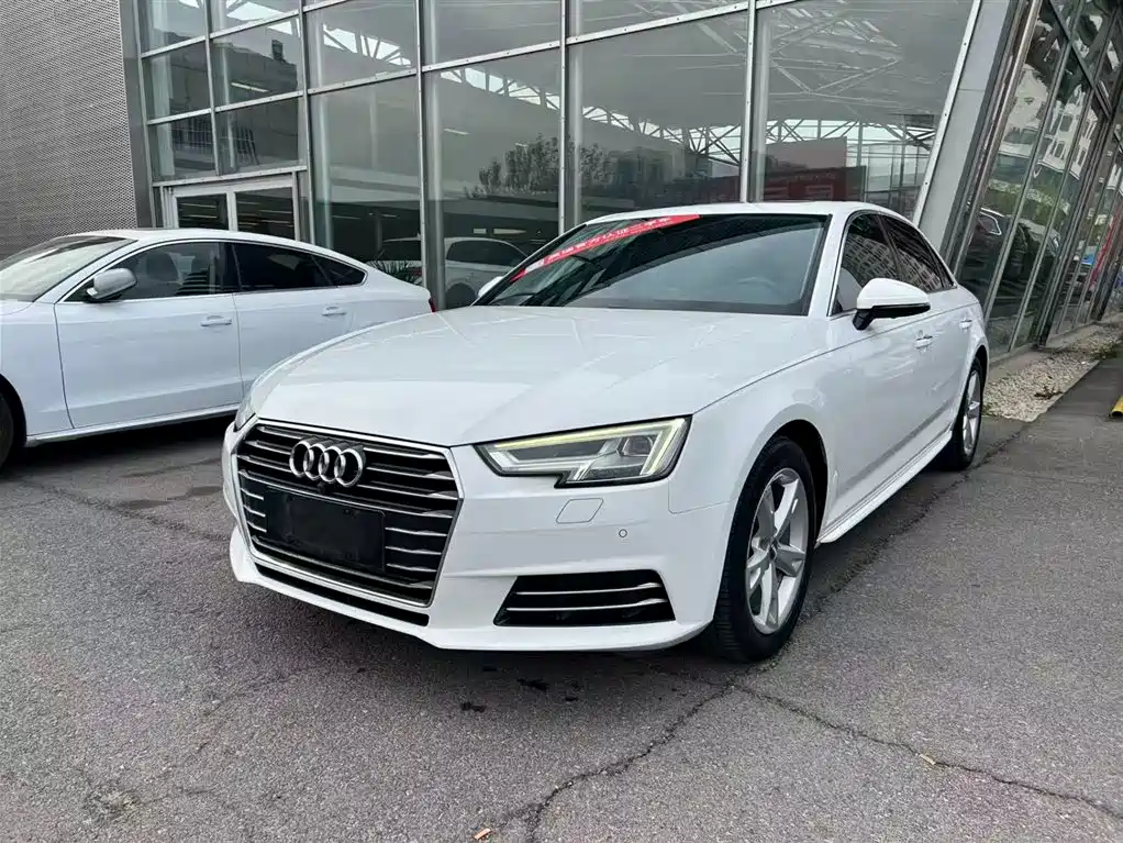 Audi A4L 2017 Plus 40 TFSI Fashion
