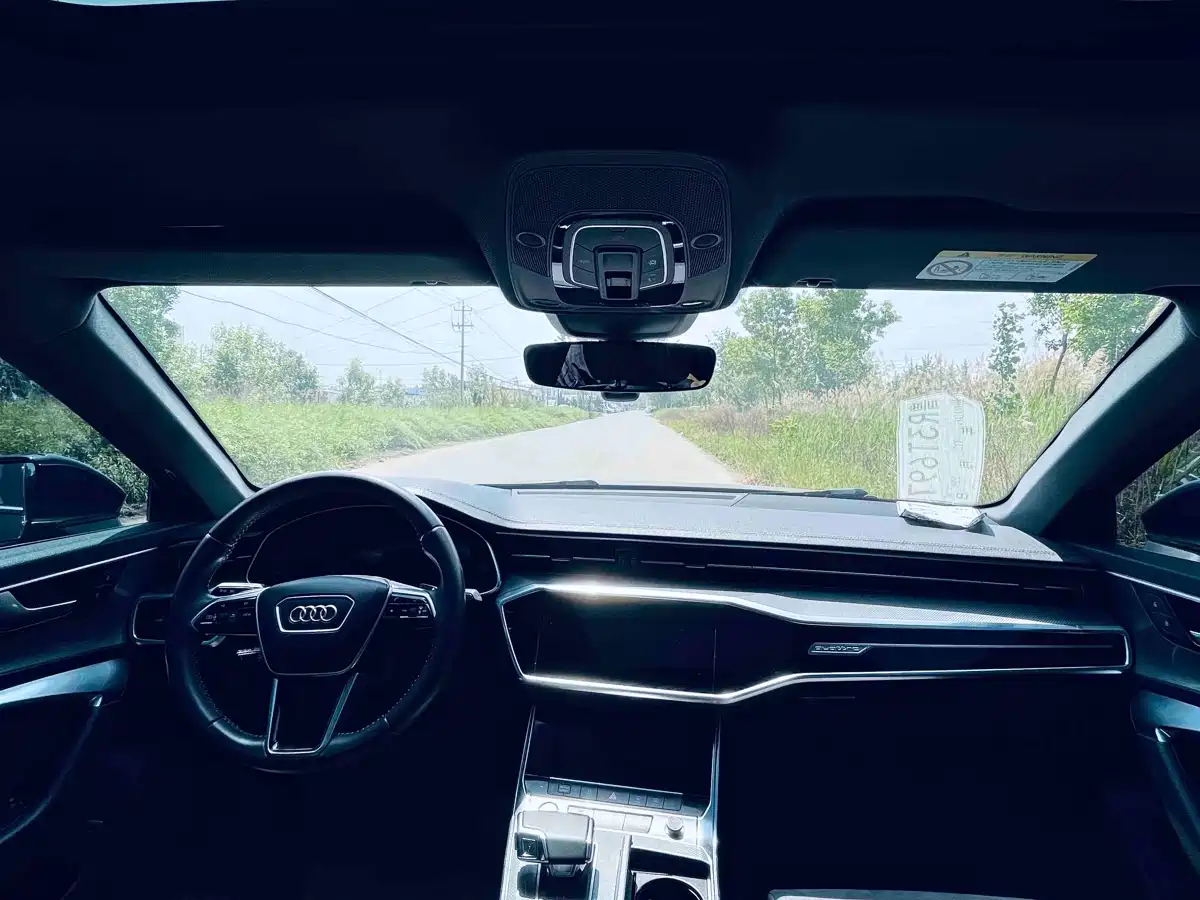 Audi A6L 2019 40 TFSI Luxury Dynamic фото 4