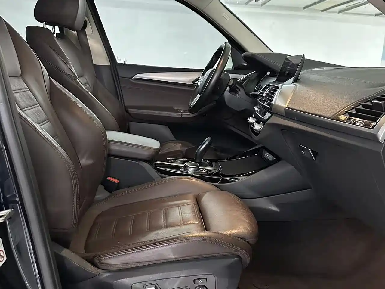 BMW iX3 2021 Facelift Pioneer фото 25