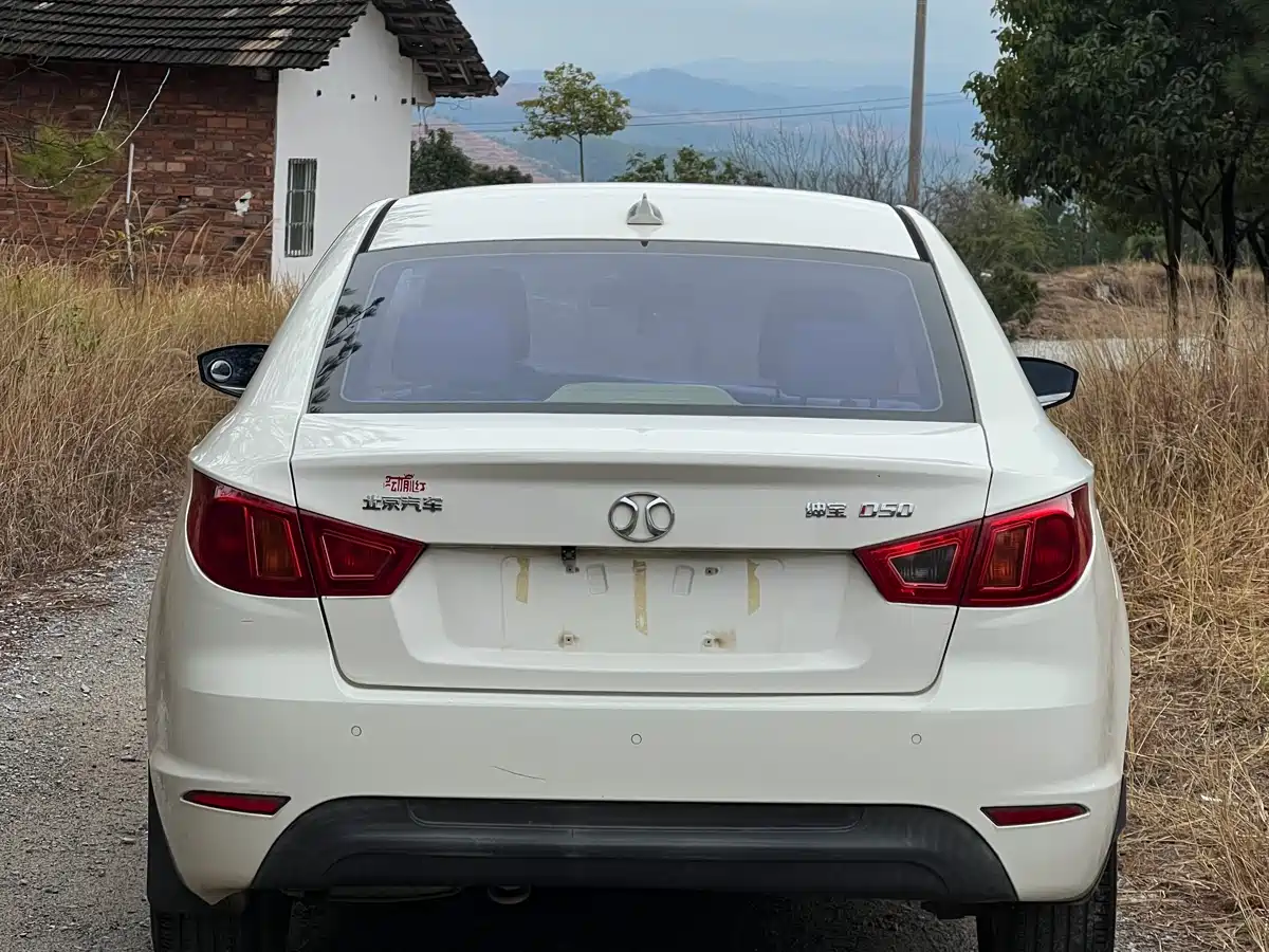 BAIC Senova D50 2015 2014 1.5L Manual Comfort