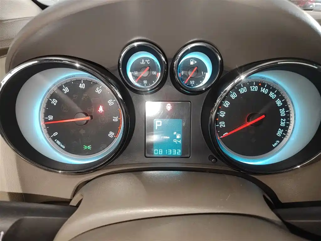 Buick Excelle 2013 GT 1.6L Automatic Fashion Edition фото 12