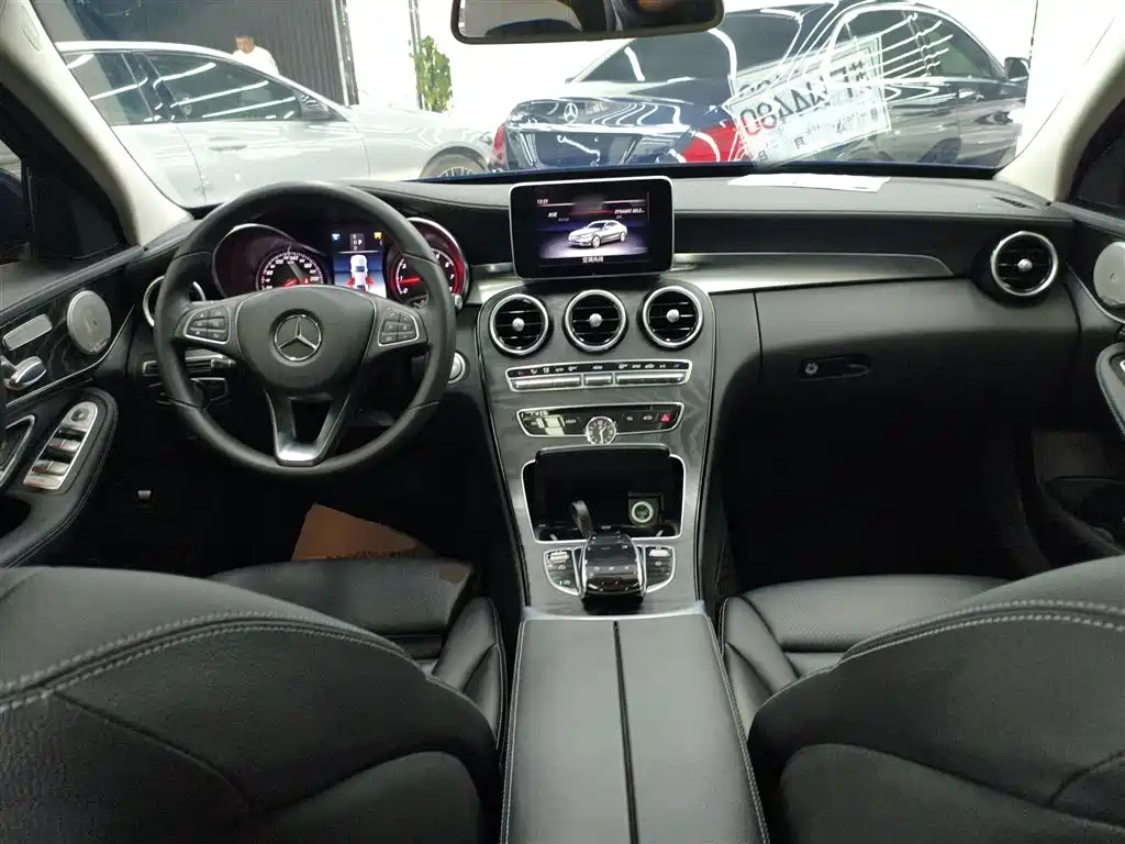 Mercedes-Benz C-Class 2017 Facelift C 200 L Sport Edition фото 10