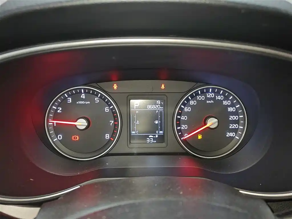 KIA KX3 PROUD RUN