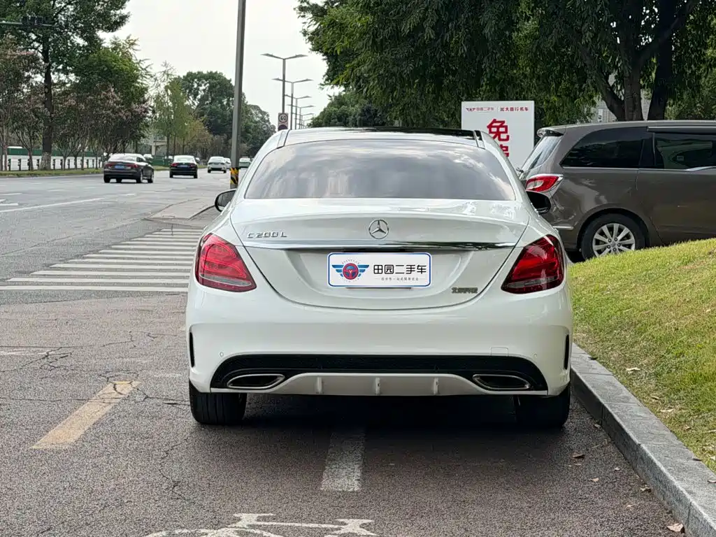Mercedes-Benz C-Class 2015 2015 Facelift C 200 L Sport