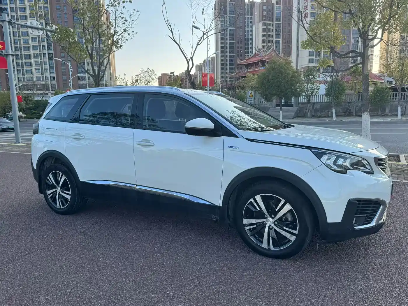 Peugeot 5008 2018 2017 350THP 7-seat Elite Edition