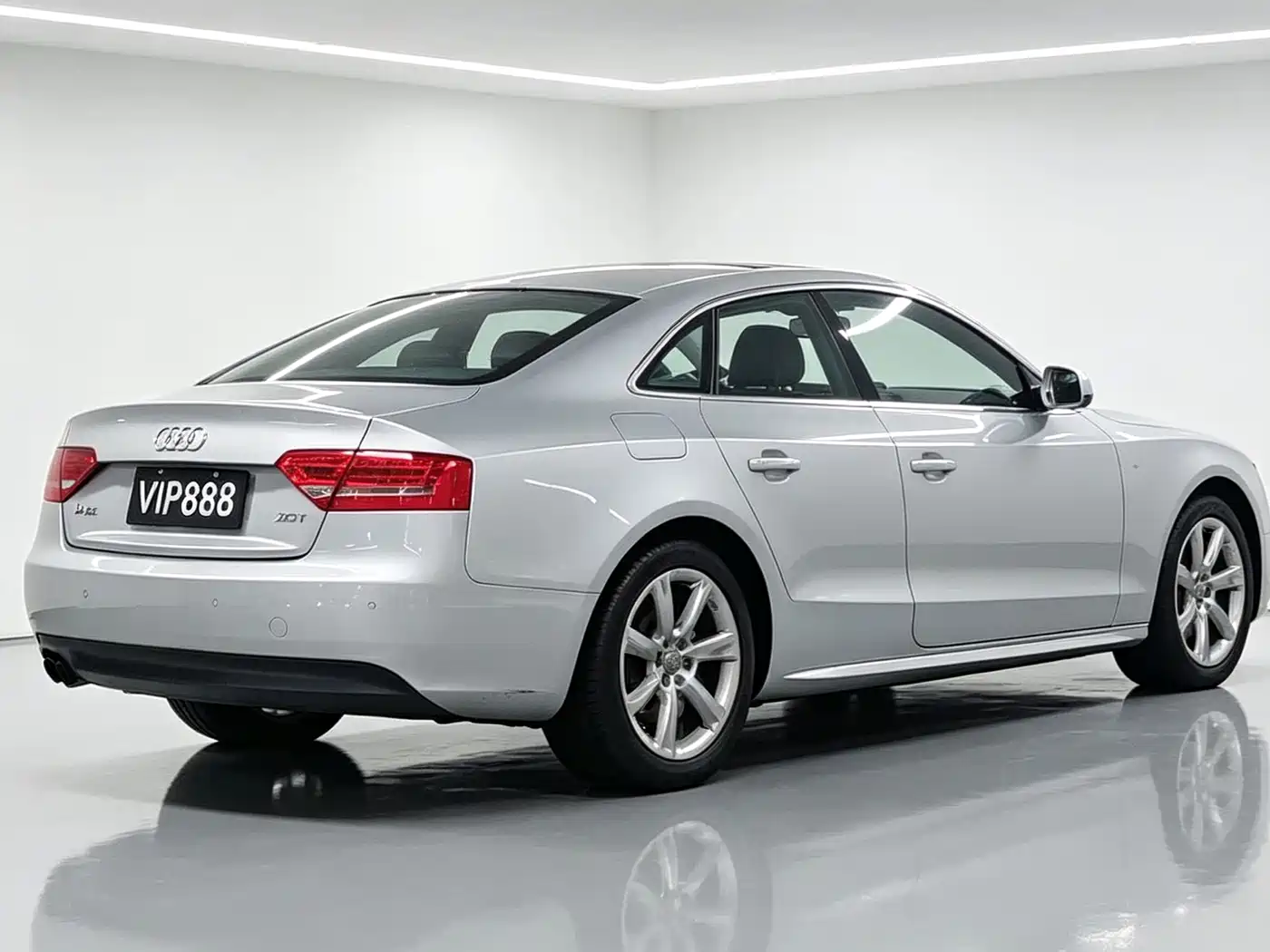 Audi A5 (Import) 2011 2010 2.0TFSI Coupe