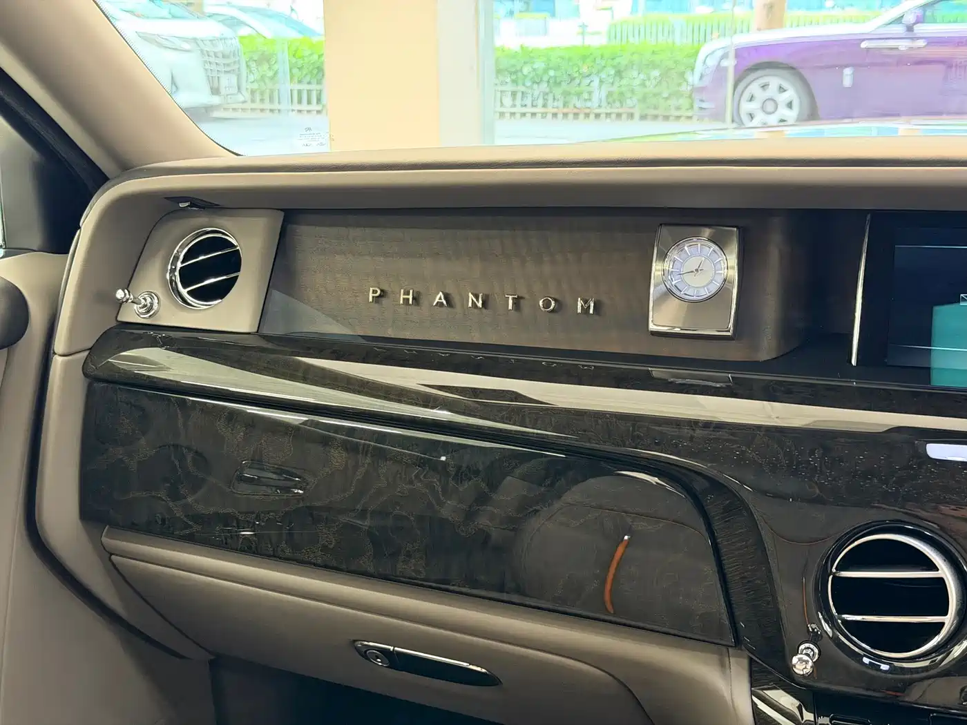Rolls-Royce Phantom 2019 2018 6.7T Long Wheelbase Version