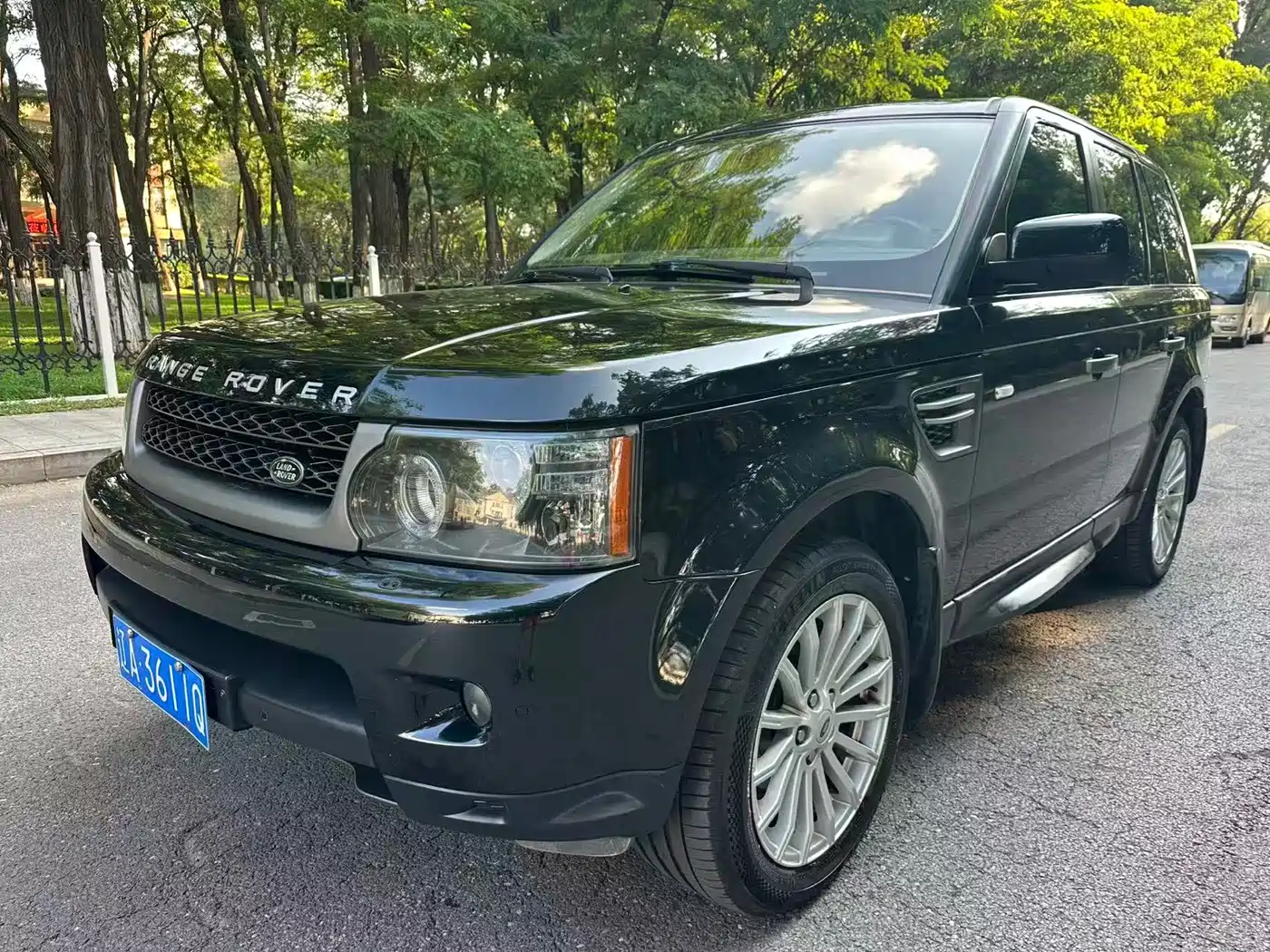Land Rover Range Rover Sport 2011 2011 5.0 NA V8 HSE