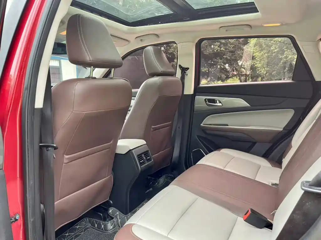 BAIC Huansu S5 2019 2017 1.3T CVT Luxury