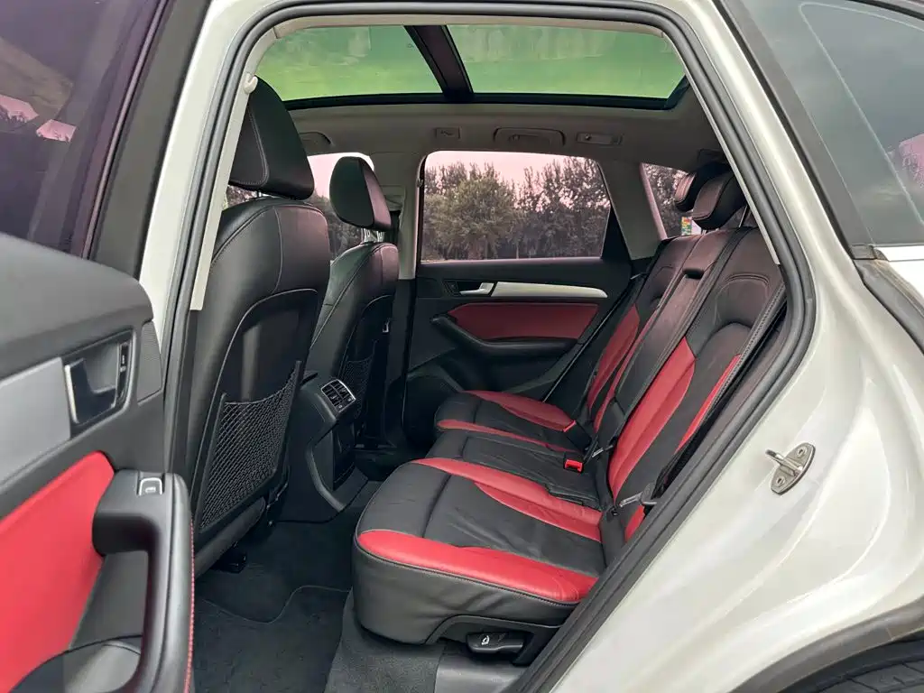 Audi Q5 2018 2017 Plus 40 TFSI Technology