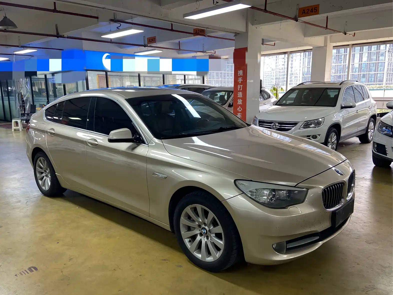 Photo 3 - BMW 5 Series GT