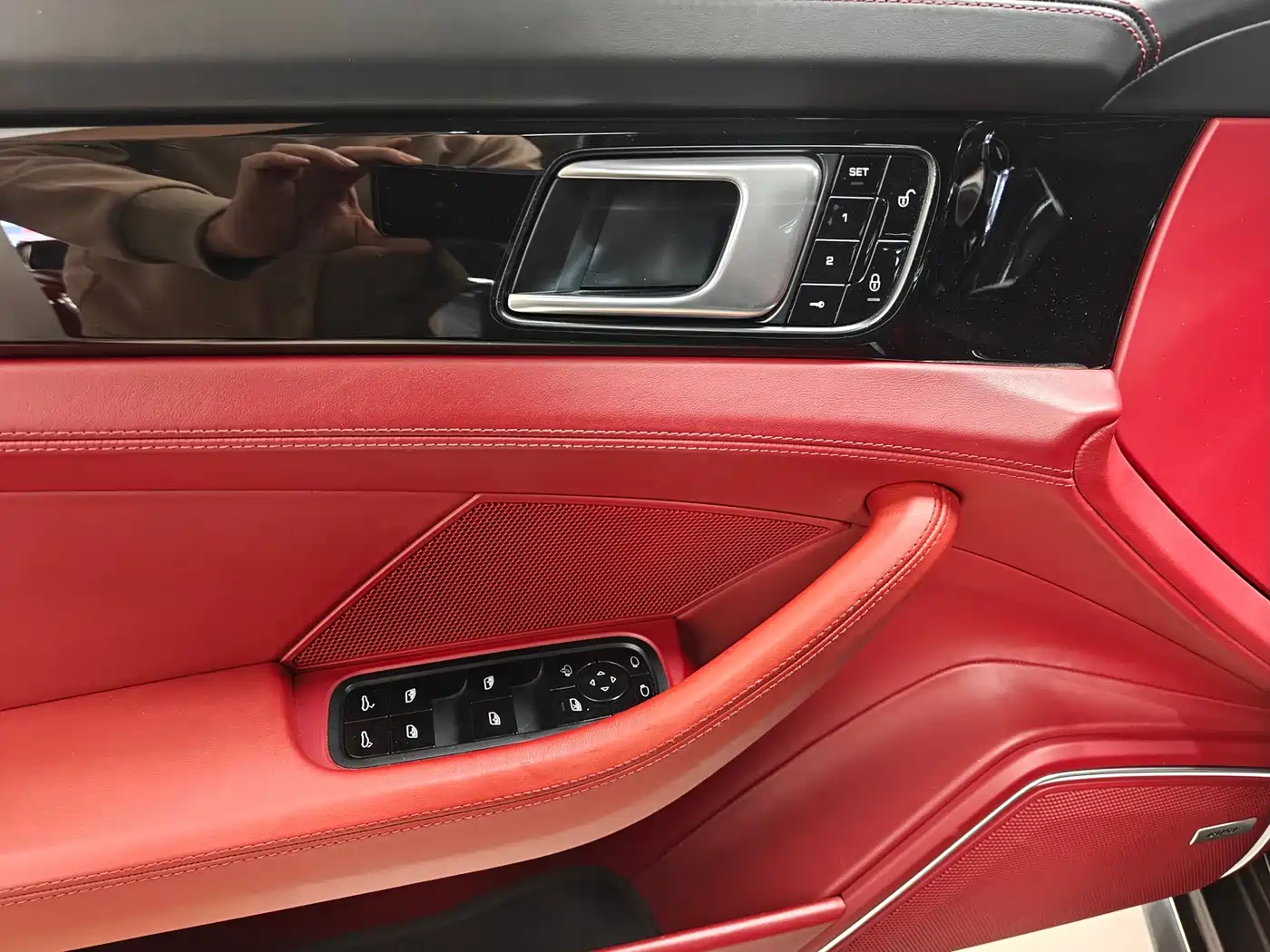 Porsche Panamera 2017 Panamera 4 Executive Long Wheelbase 3.0T фото 10