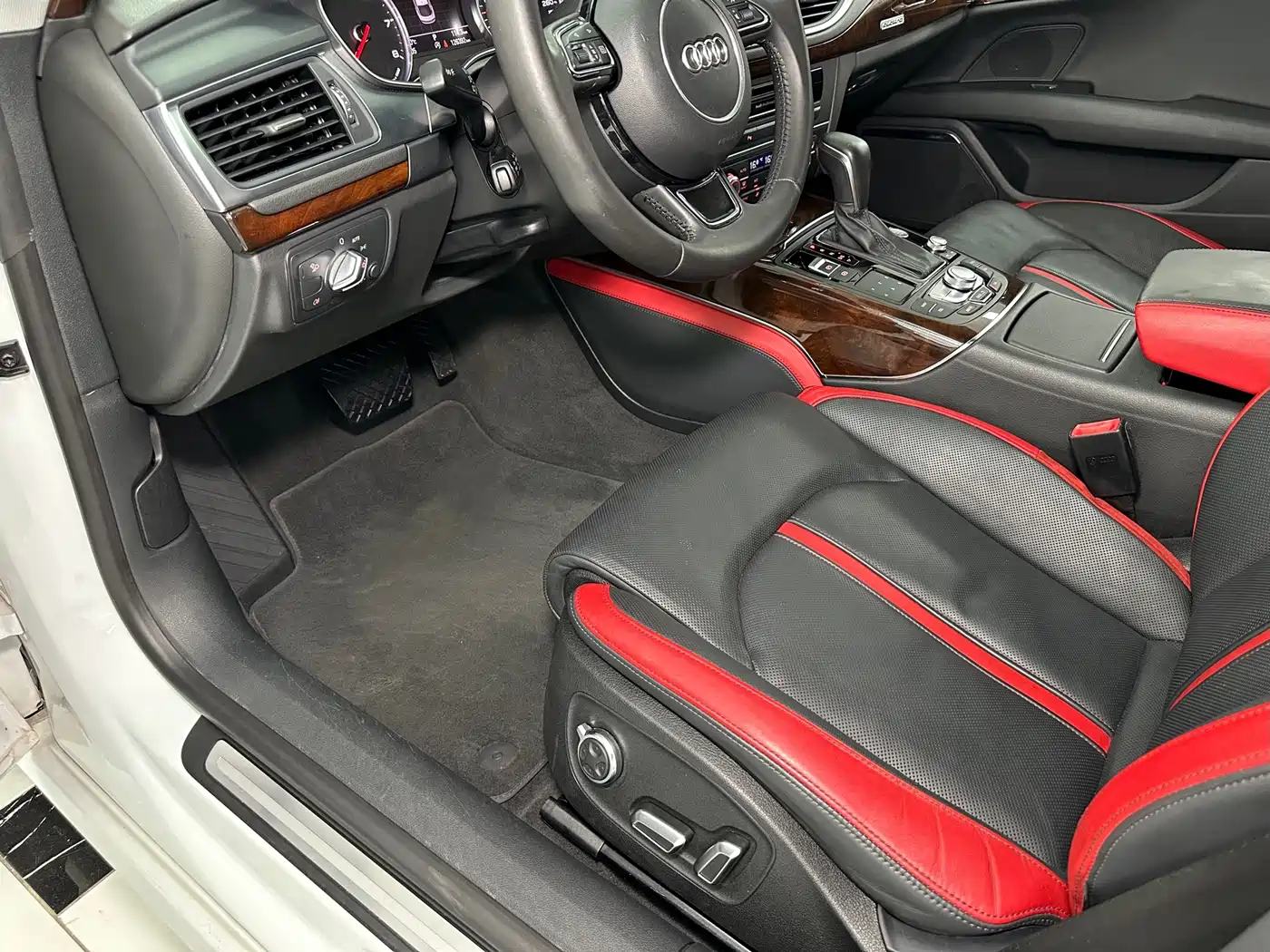 Фото 34 - Audi A7
