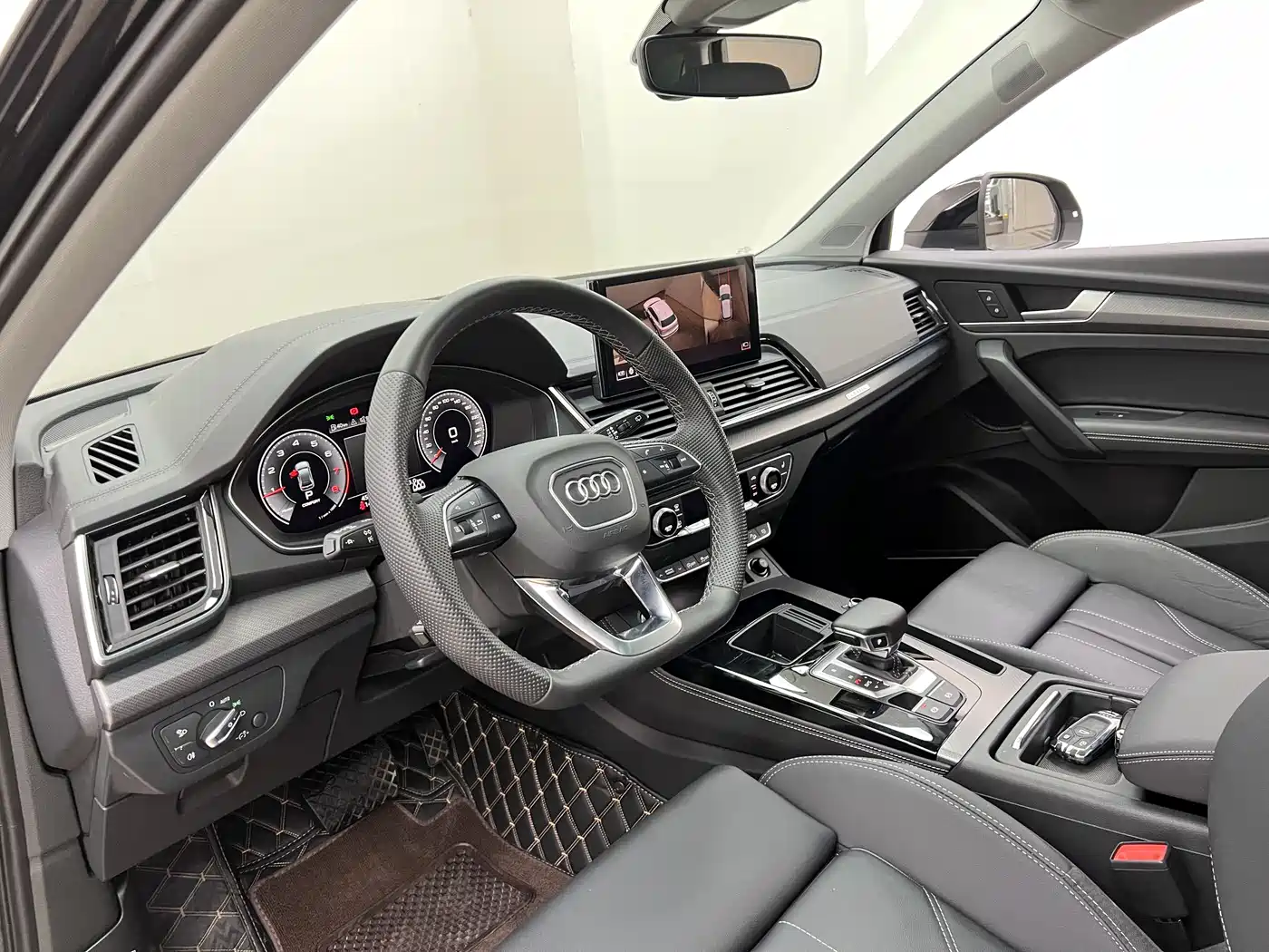 Audi Q5L 2022 Facelift 45T Luxury Dynamic фото 10