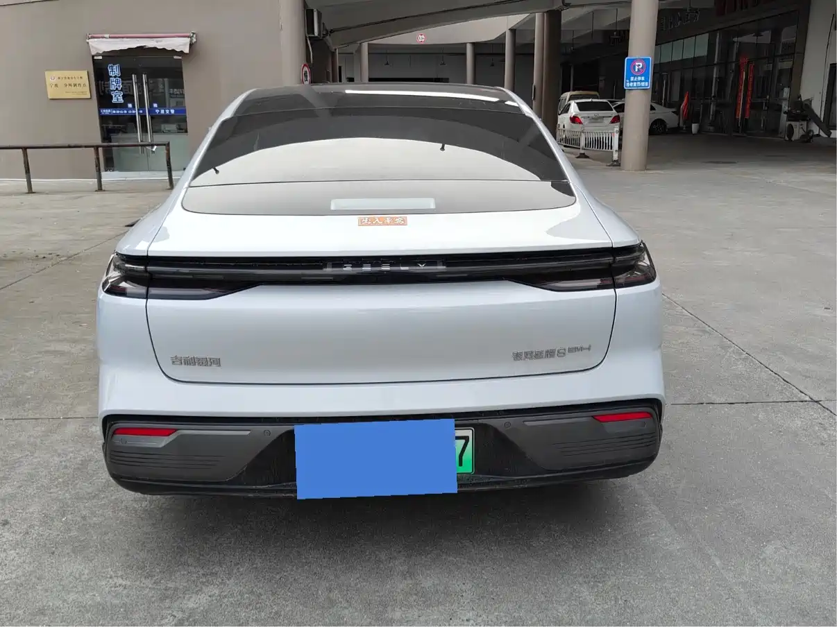 GEELY GALAXY GALAXY SPARKLE 8