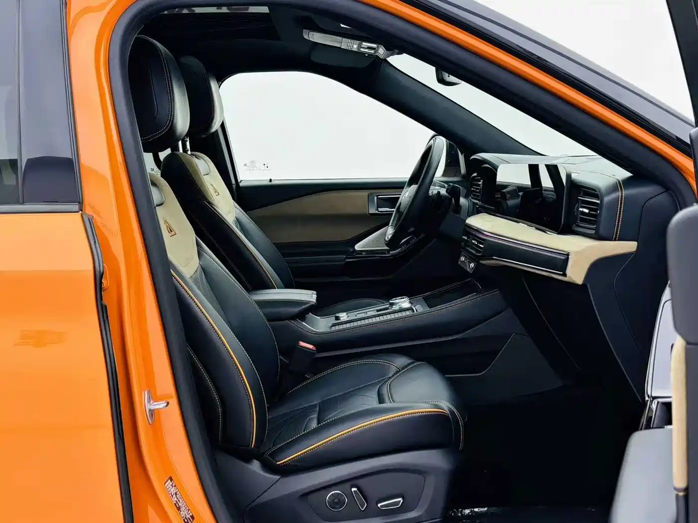 Ford Explorer 2024 2024 2.3T EcoBoost Kunlun Summit Edition 7-Seater