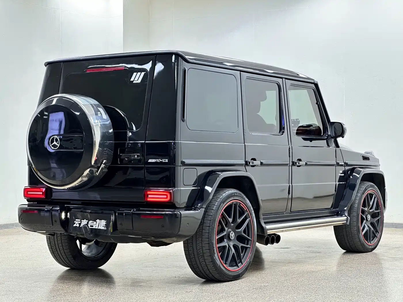 Photo 7 - Mercedes-Benz G-Class AMG