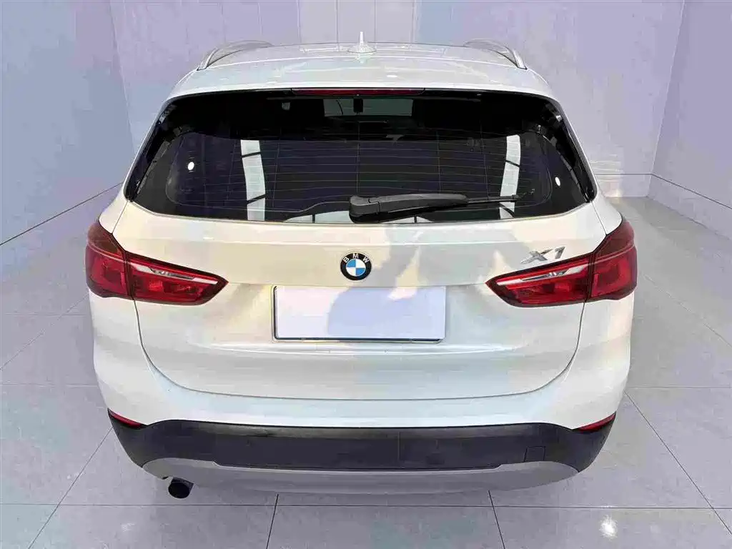 BMW X1 2016 sDrive18Li Fashion Model фото 4
