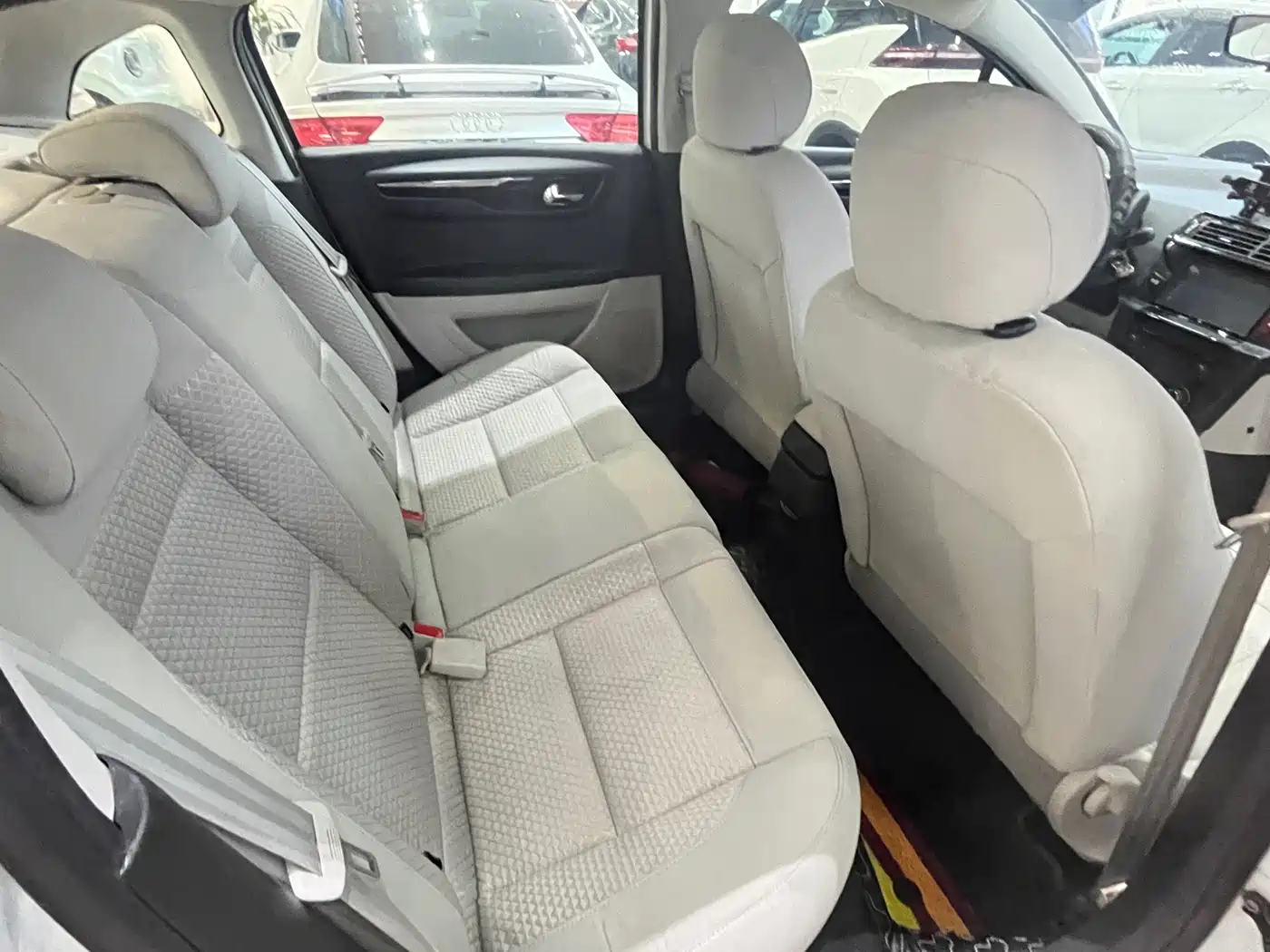 Citroën C-Quatre 2015 2014 VTS Edition 1.6L Automatic Style