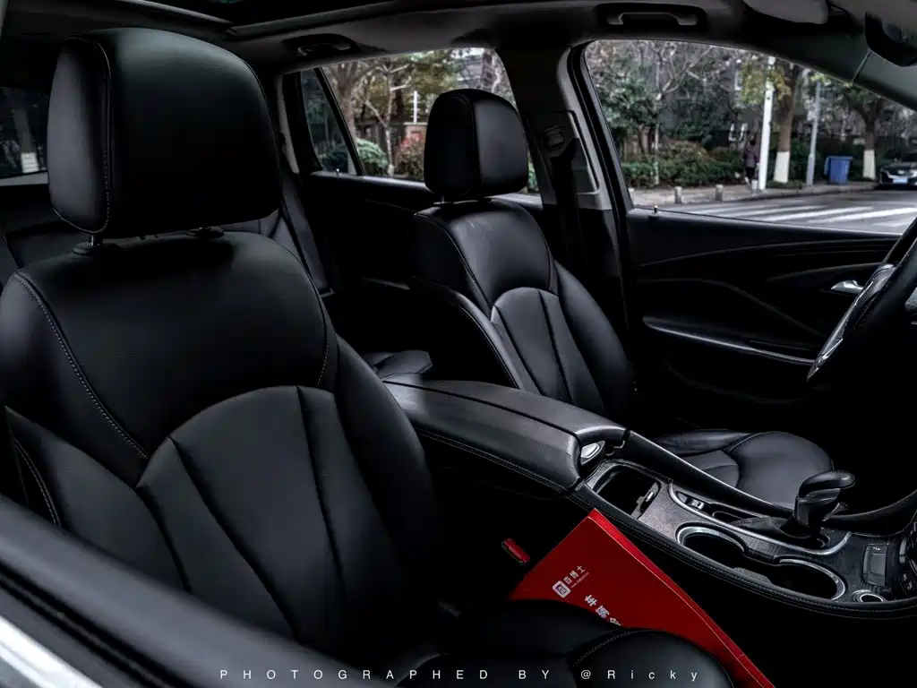 Фото 9 - Buick Envision Plus