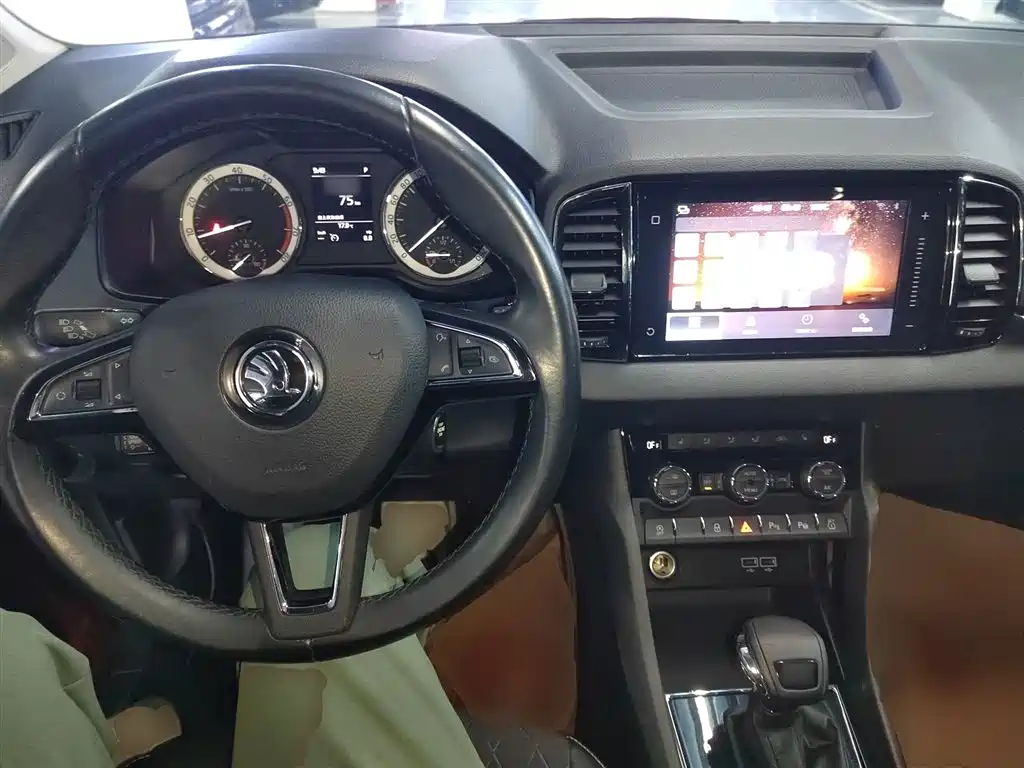 Škoda Karoq 2018 TSI280 Flagship Edition China V фото 10