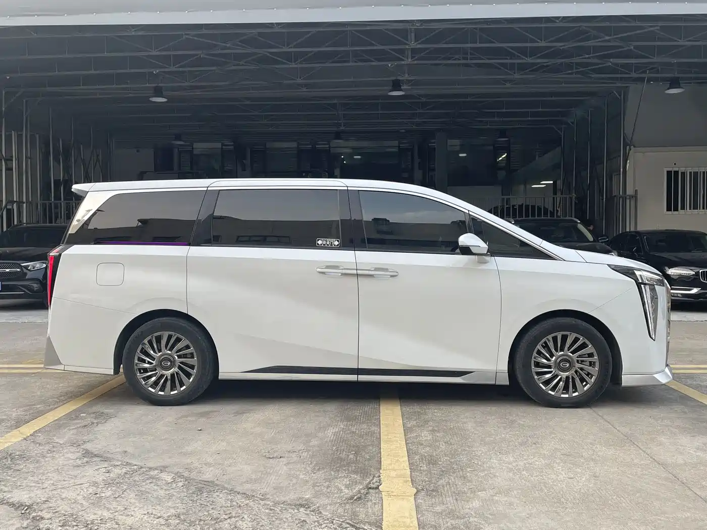 GAC TRUMPCHI M8