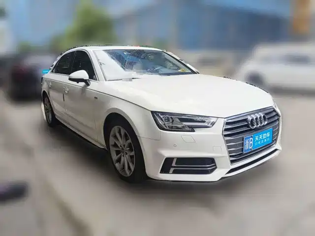 Audi A4L 2018 30th Anniversary 40 TFSI Fashion — фото 3