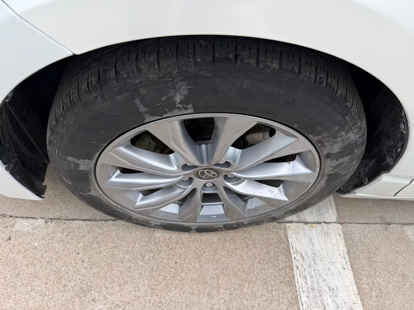 Toyota Avalon 2024 Model Hybrid 2.0L Premium Selection Edition фото 4