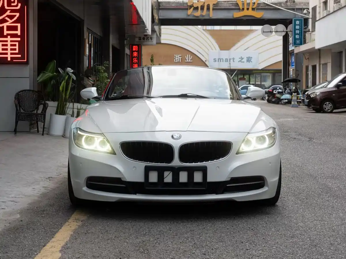 BMW Z4 2015 2013 sDrive20i Leading