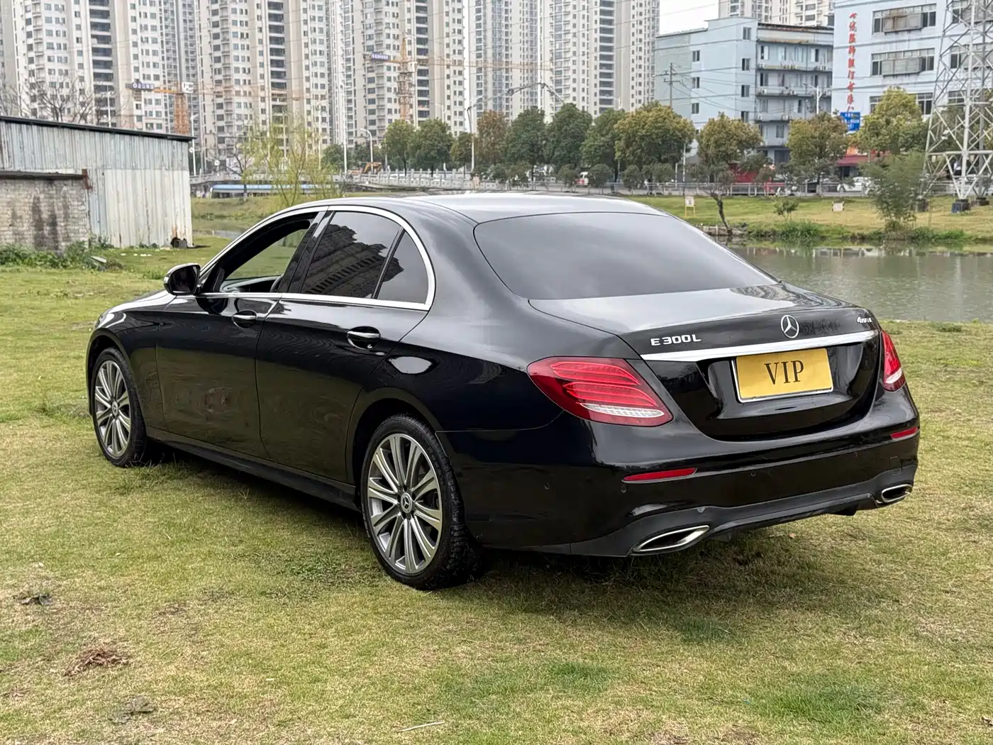 Mercedes-Benz E-Class 2017 E 300 Sport фото 6