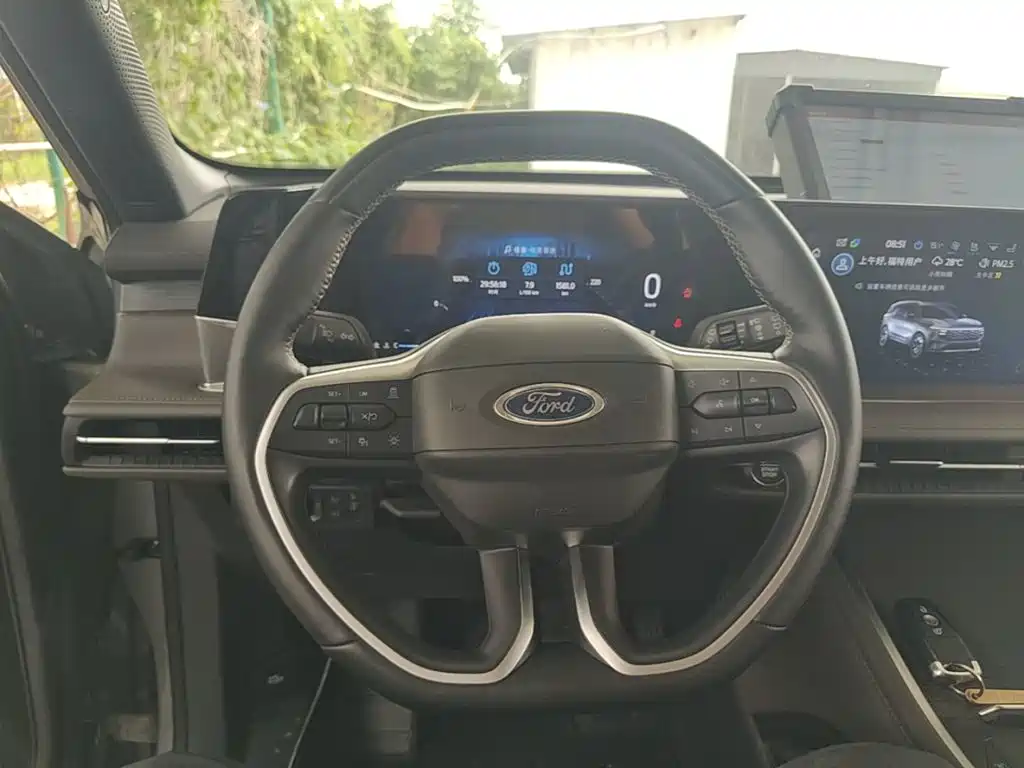 Ford Edge 2025 2026 Edge L 2.0T EcoBoost E Hybrid AWD 7-Seat Premium