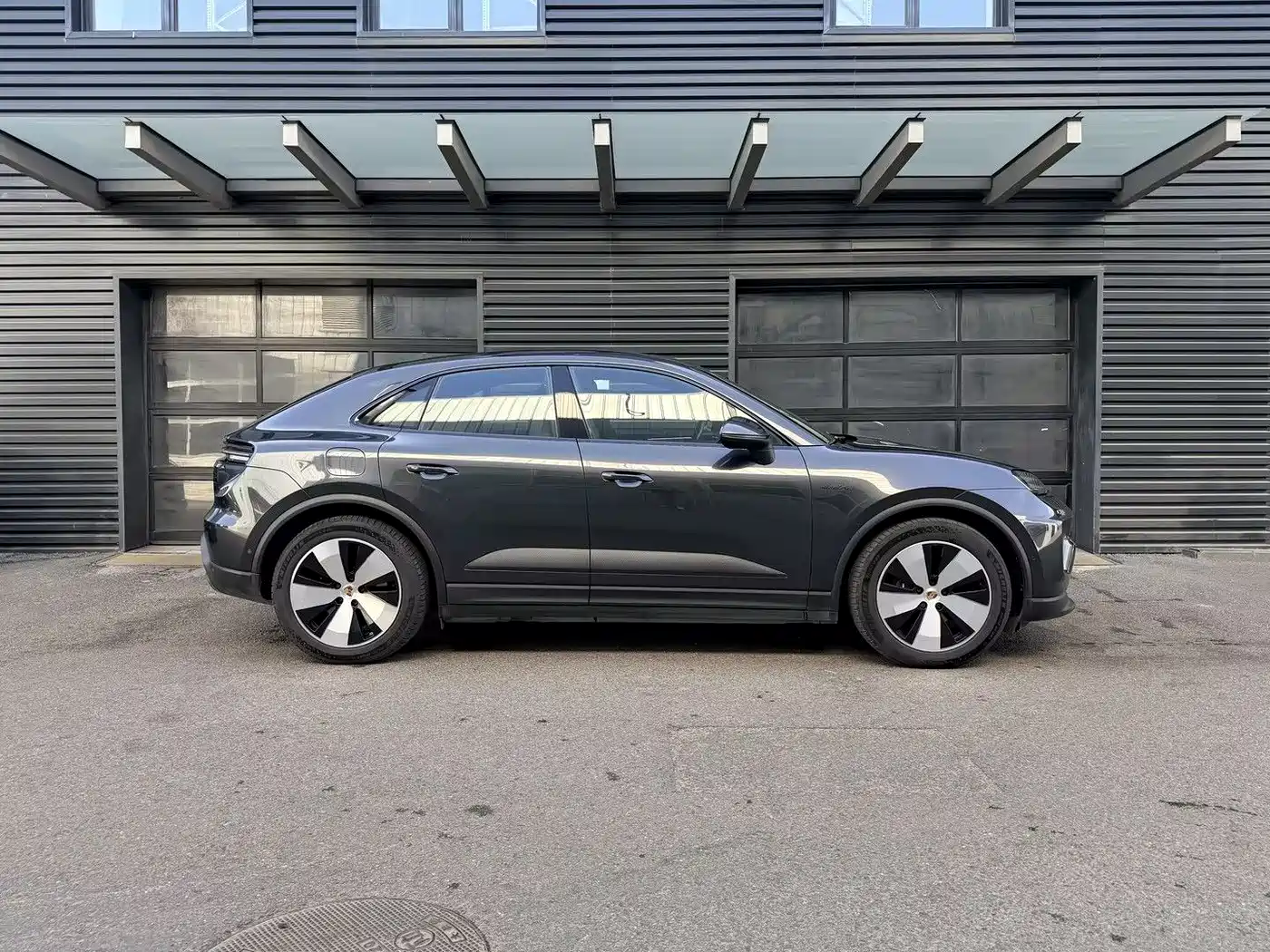 PORSCHE MACAN NEW ENERGY