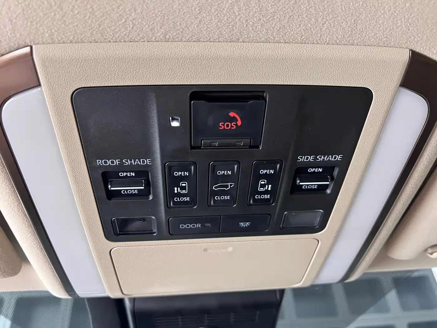 Toyota Vellfire 2024 Crown Hybrid 2.5L Executive Premium Edition фото 22