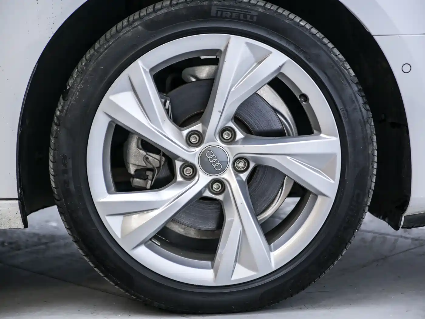 Audi A4L 2020 40 TFSI Luxury Elegance фото 36
