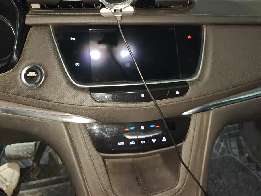 Cadillac XT5 2020 28T Technology Model фото 13