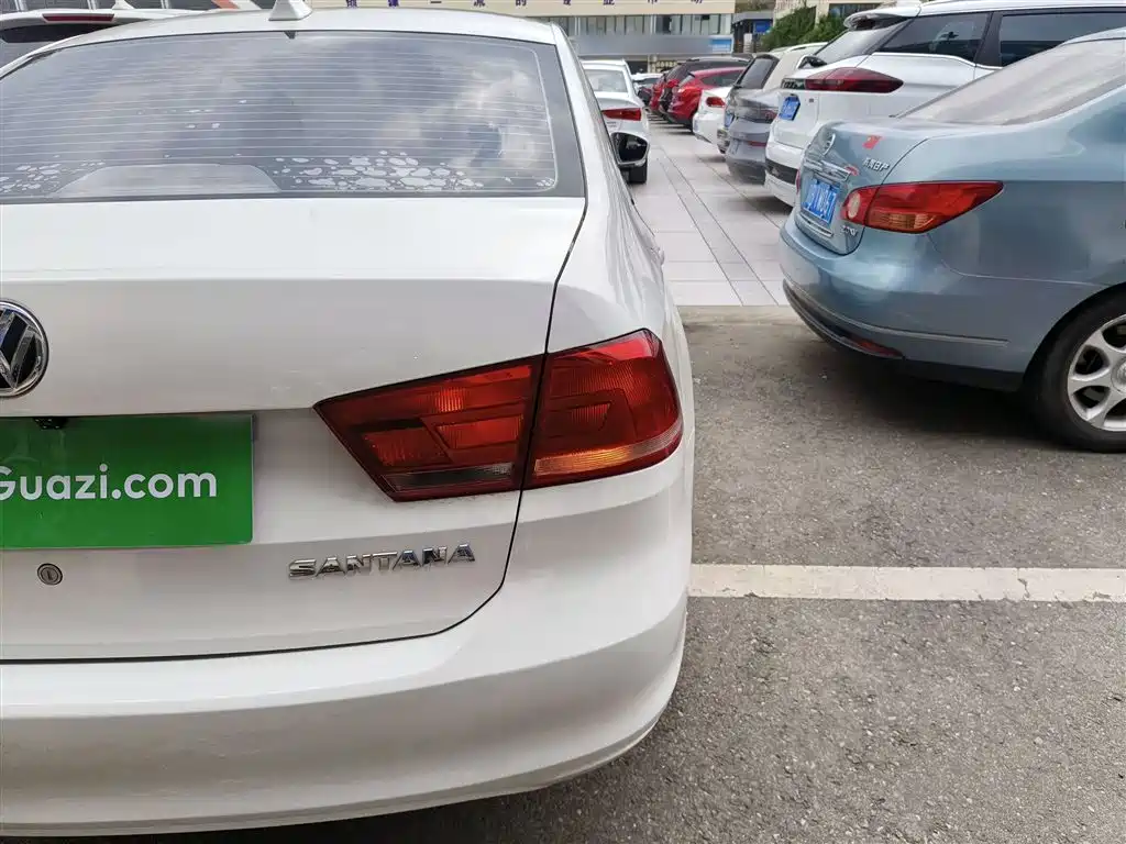 Volkswagen Santana 2015 1.4L Manual Trend Edition фото 8
